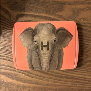 Hourglass Cosmetics Ambient Light Elephant Palette